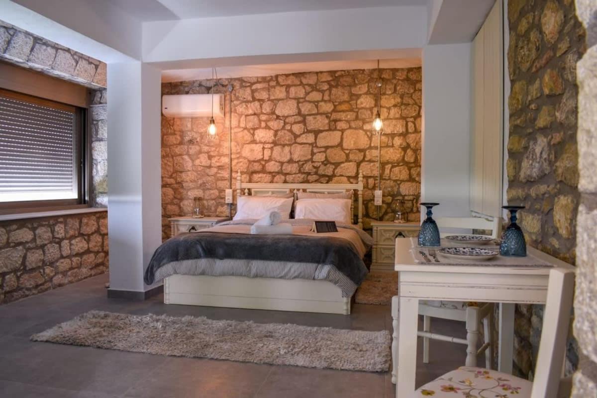 Coastal Stone Hideaway With Stunning Scenery Villa Kitriaí Eksteriør bilde